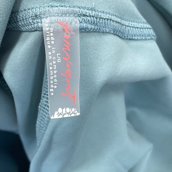 FP Movement by Free People Never Better 7/8 Leggings, Eucalyptus, Large - Picture 3 of 5